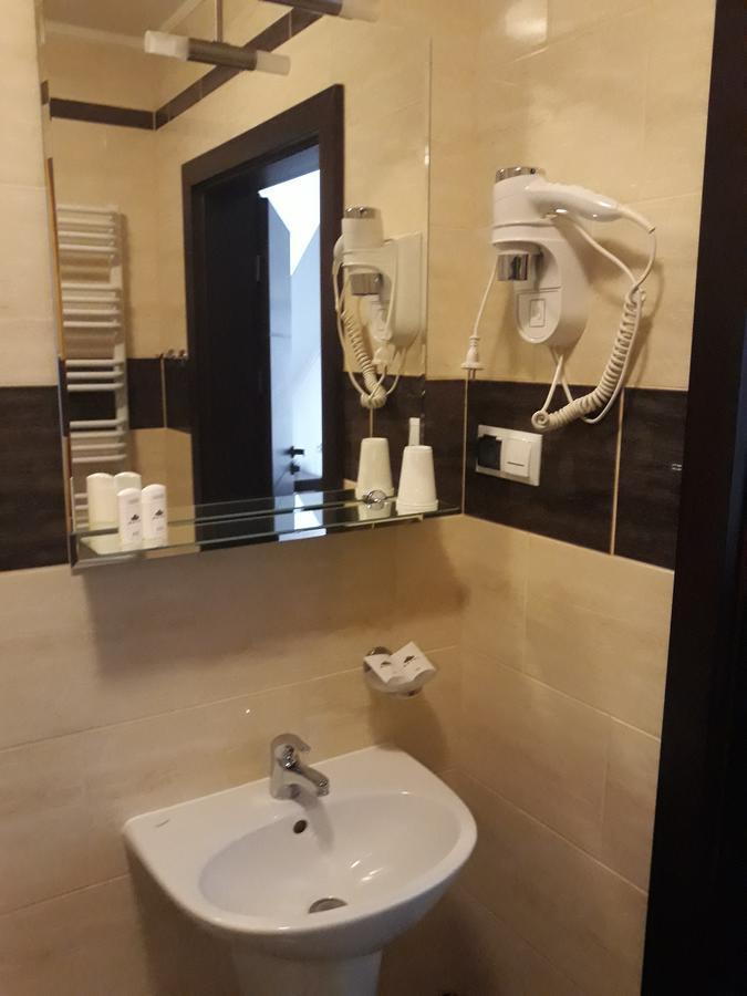 Hotel Platinum Hrubieszow Eksteriør billede