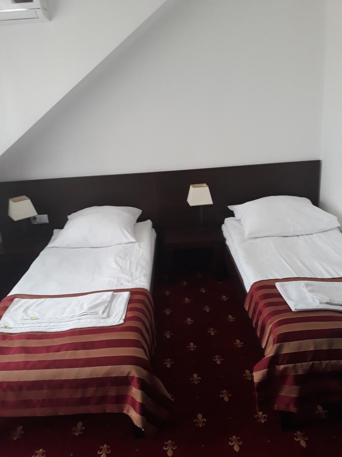 Hotel Platinum Hrubieszow Eksteriør billede