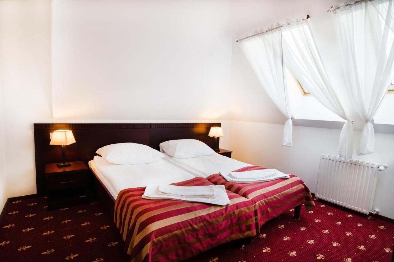 Hotel Platinum Hrubieszow Eksteriør billede